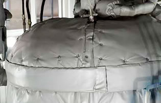 可拆卸封頭<a href=http://www.xahddl.cn/e/tags/?tagname=%E4%BF%9D%E6%B8%A9%E9%9A%94%E7%83%AD target=_blank class=infotextkey>保溫隔熱</a>套