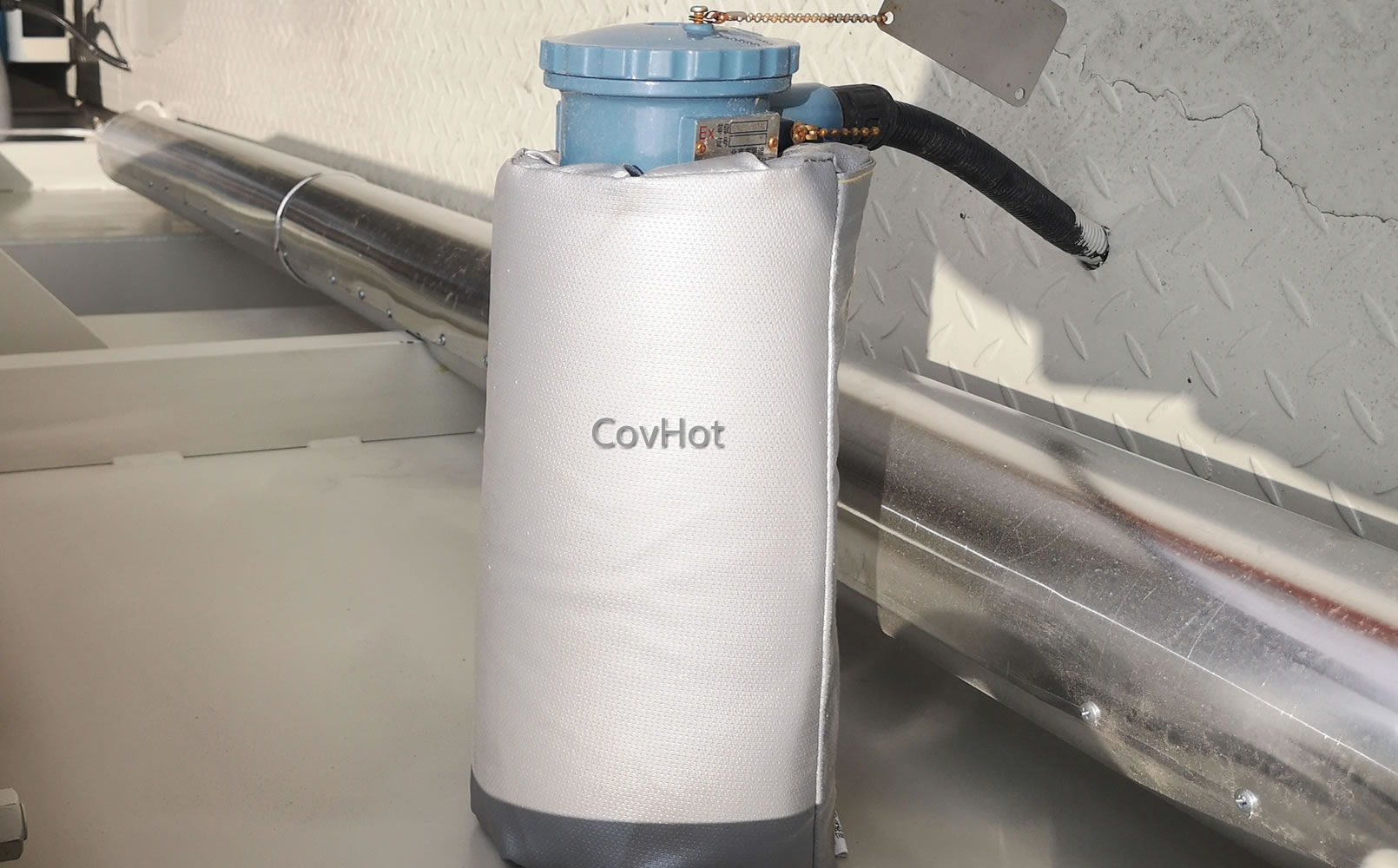 可拆卸儀表<a href=http://www.xahddl.cn/e/tags/?tagname=%E4%BF%9D%E6%B8%A9%E5%A5%97 target=_blank class=infotextkey>保溫套</a>